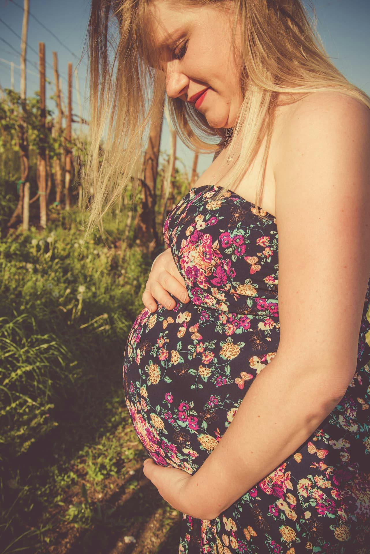 maternity donna gravidanza vigneto valdobbiadene tramonto